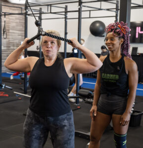 040726 BlockFitness CatFoot JSWPhotos p17